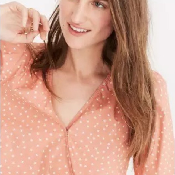 Madewell Star Scatter Print Wrap Top | Peach Coral Pink | Women’s Size Medium - Picture 2 of 12